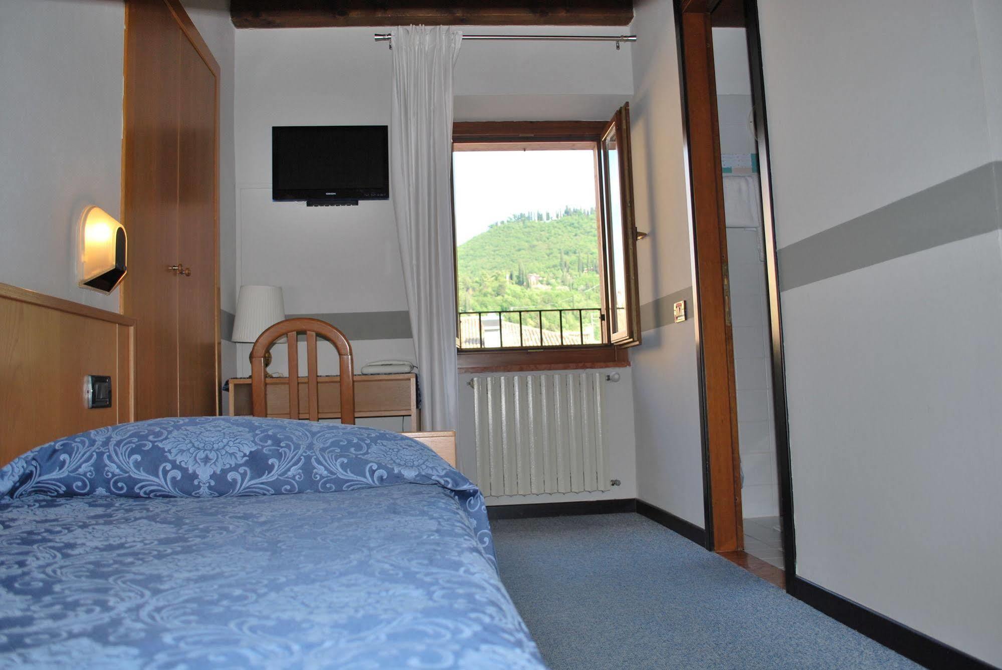 Albergo All'Ancora Garda  Luaran gambar